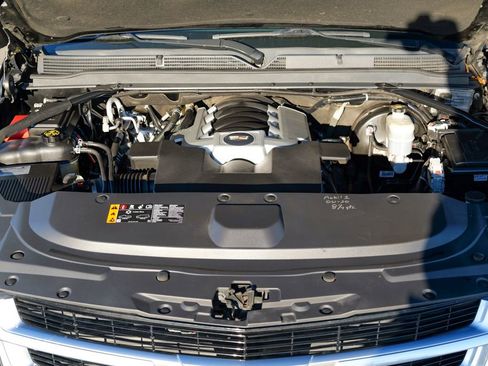 Used 2020 Cadillac Escalade ESV Luxury image 59