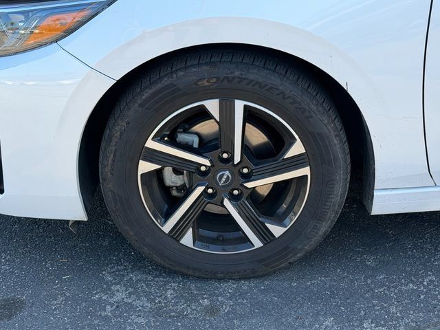 Used 2024 Nissan Sentra SV FWD image 11