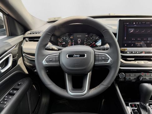 New 2026 Jeep Compass Latitude AWD/4WD image 17