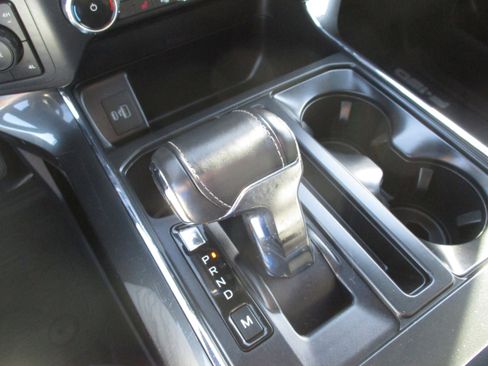 Used 2022 Ford F150 XLT w/ Equipment Group 302A High image 39