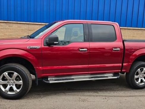Used 2018 Ford F150 XLT w/ Equipment Group 302A Luxury image 4