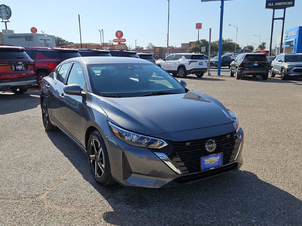 Used 2025 Nissan Sentra SV FWD image 2