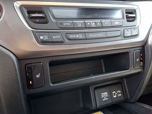 Used 2022 Honda Passport EX-L image 19
