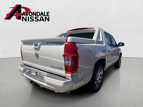 Used 2013 Cadillac Escalade EXT Premium AWD/4WD image 4