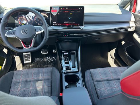New 2026 Volkswagen Golf SE FWD image 19