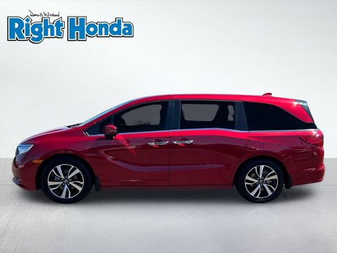 Used 2022 Honda Odyssey Touring image 3