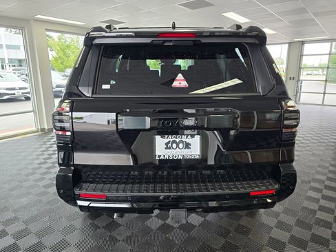 New 2026 Toyota 4Runner TRD Sport AWD/4WD image 4