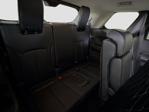 Used 2023 INFINITI QX60 Sensory w/ Vision Package AWD/4WD image 33