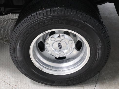 Certified 2023 Ford F350 Lariat w/ Lariat Ultimate Package image 19