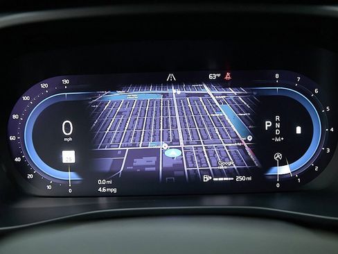 Used 2023 Volvo XC40 B5 Plus w/ Driver Assist Package image 27