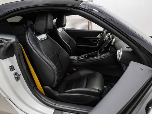 Used 2022 Mercedes-Benz SL 63 AMG 4MATIC image 32