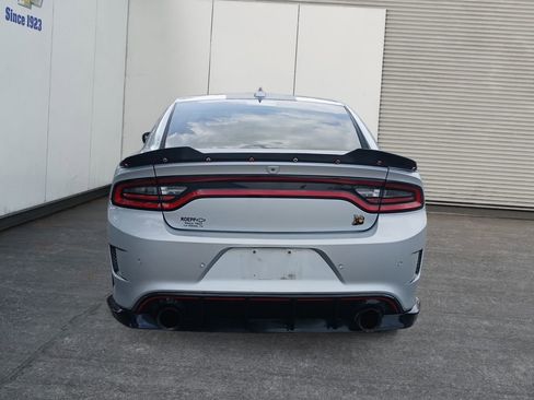 Used 2019 Dodge Charger Scat Pack w/ Plus Group RWD image 4