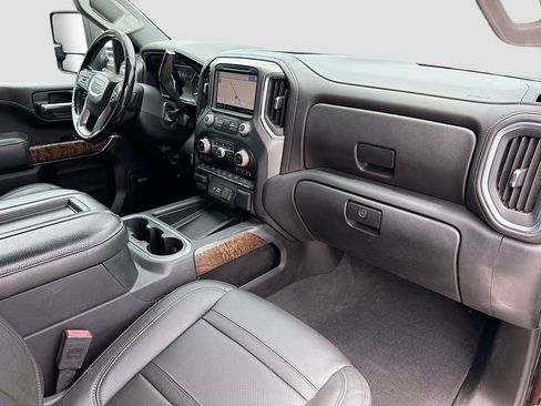 Used 2020 GMC Sierra 2500 Denali w/ Denali Ultimate Package AWD/4WD image 34