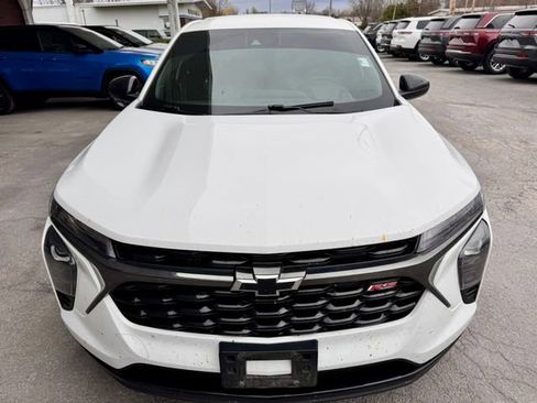 Used 2024 Chevrolet Trax RS w/ Driver Confidence Package FWD image 7