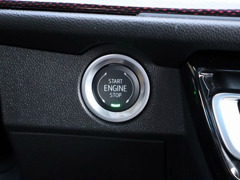 Used 2024 Chevrolet Traverse RS w/ LPO, Floor Liner Package image 38