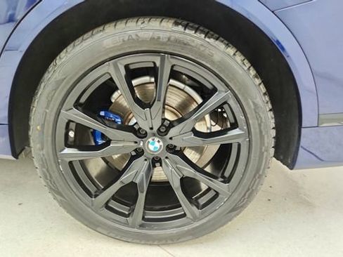 Used 2024 BMW X7 xDrive40i w/ Executive Package image 62