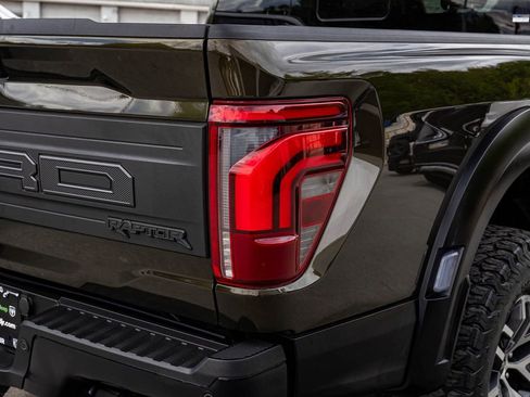 Used 2024 Ford F150 Raptor AWD/4WD image 36