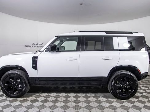 Used 2026 Land Rover Defender 110 X-Dynamic SE AWD/4WD image 10