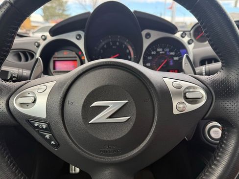 Used 2019 Nissan 370Z w/ Sport Package image 24