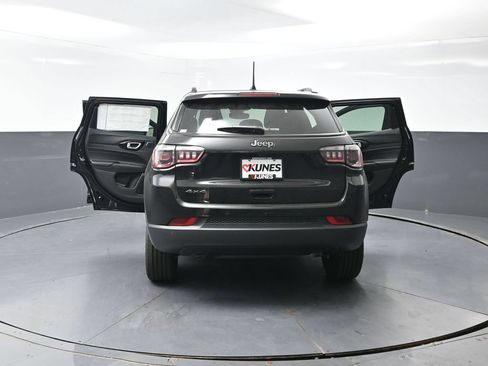 New 2026 Jeep Compass Limited w/ Sun, Sound & Navigation Group AWD/4WD image 46