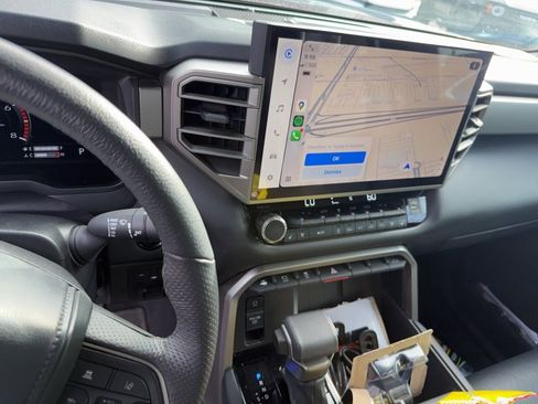 Used 2025 Toyota Tundra Limited image 8