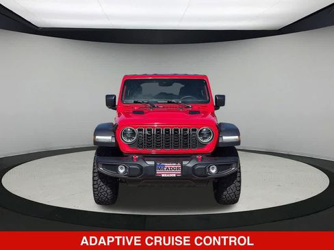 Used 2025 Jeep Wrangler Unlimited Rubicon AWD/4WD image 9