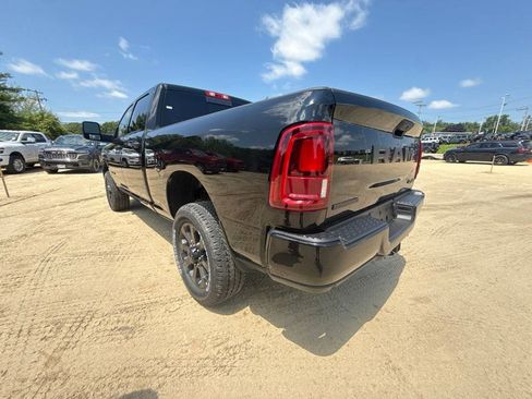 New 2026 RAM 2500 Big Horn AWD/4WD image 3