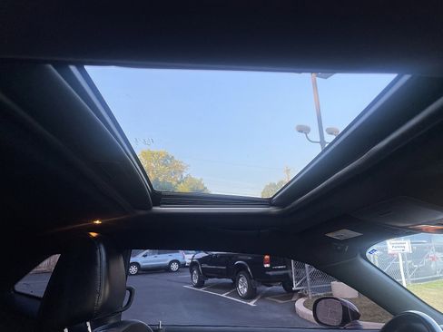 Used 2018 Dodge Challenger T/A image 42