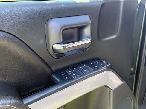 Used 2018 Chevrolet Silverado 1500 LT w/ All Star Edition AWD/4WD image 15