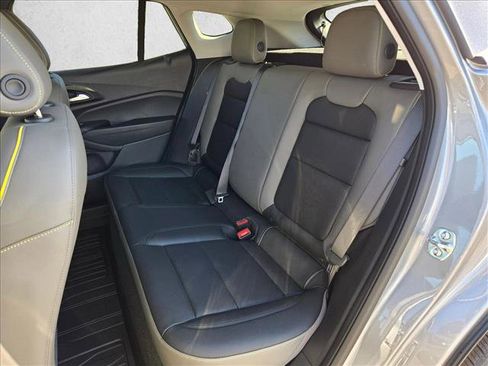 New 2026 Chevrolet Trax ACTIV w/ Sunroof Package image 16