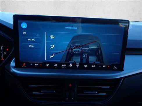 New 2026 Ford Escape SE w/ Class II Trailer Tow Package FWD image 19