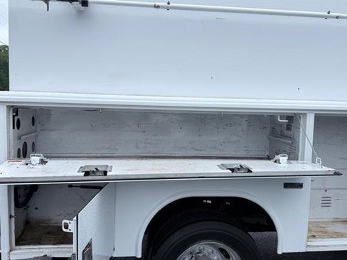 Used 2018 RAM 4500 Tradesman AWD/4WD image 31