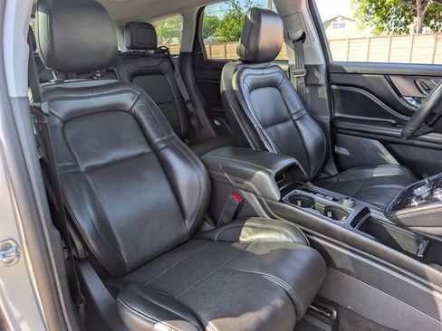 Used 2022 Lincoln Corsair Grand Touring w/ Elements Technology Bundle image 16