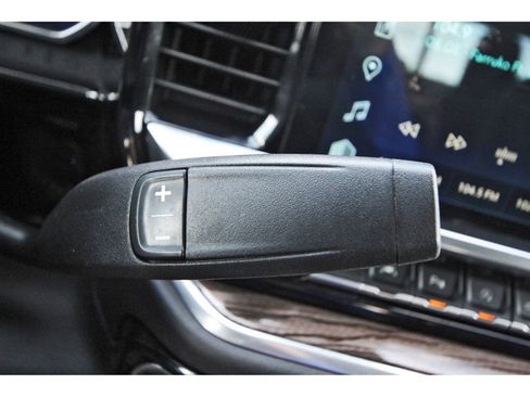 Used 2024 Chevrolet Silverado 1500 LT w/ Z71 Off-Road Package image 21