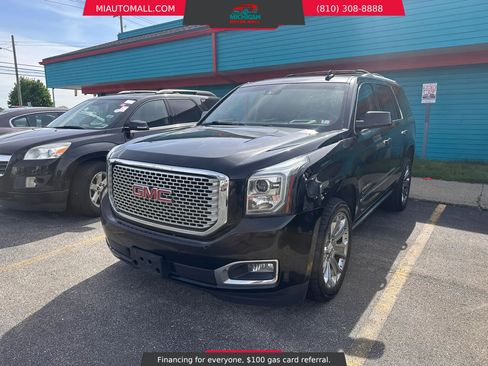 Used 2017 GMC Yukon Denali w/ Open Road Package AWD/4WD image 3