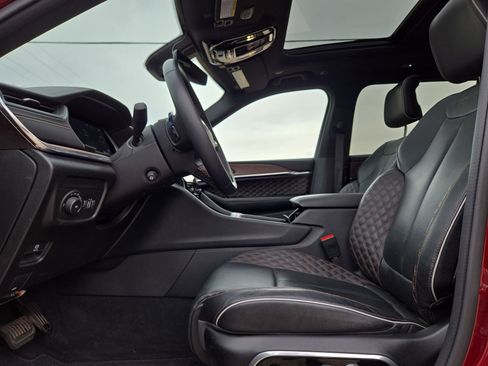 Used 2023 Jeep Grand Cherokee L Summit w/ High Altitude Package image 16