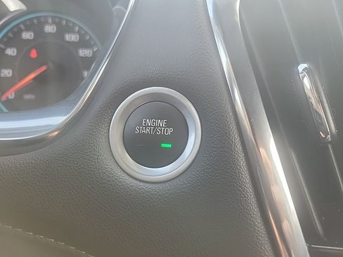 Used 2023 Chevrolet Traverse LT w/ LPO, Floor Liner Package image 13