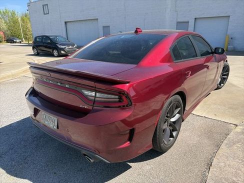 Used 2019 Dodge Charger GT w/ Performance Handling Group image 8