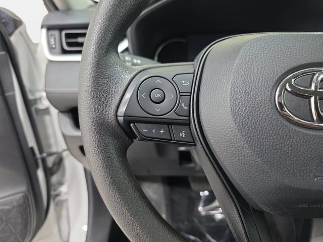 Certified 2025 Toyota RAV4 XLE AWD/4WD image 13