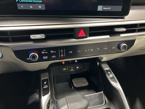 New 2026 Kia Sorento EX image 19