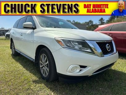 Used 2014 Nissan Pathfinder SV w/ Trailer Tow Package