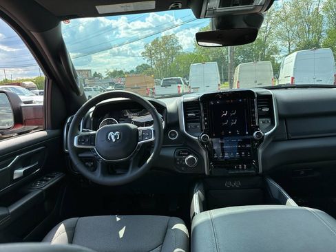 Used 2025 RAM 1500 Big Horn AWD/4WD image 15