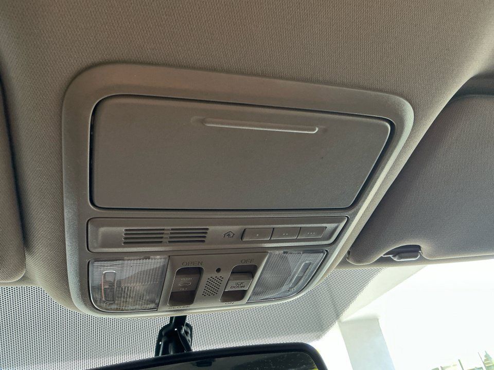 Used 2017 Honda Pilot EX-L image 37