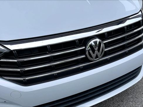 Used 2019 Volkswagen Jetta SEL FWD image 28