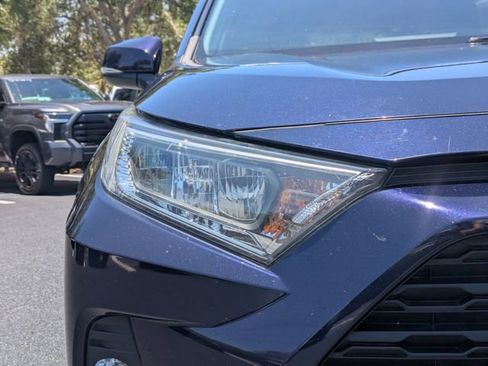 Used 2021 Toyota RAV4 XLE FWD image 10