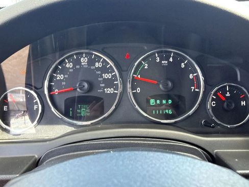 Used 2012 Jeep Liberty Limited Jet w/ Comfort/Convenience Group AWD/4WD image 18