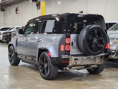 Used 2021 Land Rover Defender 110 X AWD/4WD image 9
