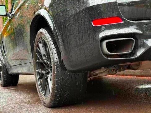 Used 2016 BMW X5 xDrive35d image 4