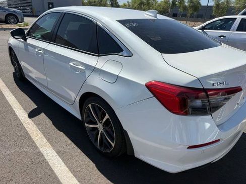 Used 2023 Honda Civic Touring image 6