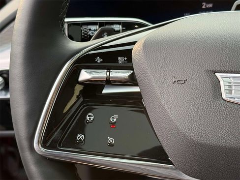 Used 2024 Cadillac Lyriq Luxury w/ LPO, Floor Liner Package image 32